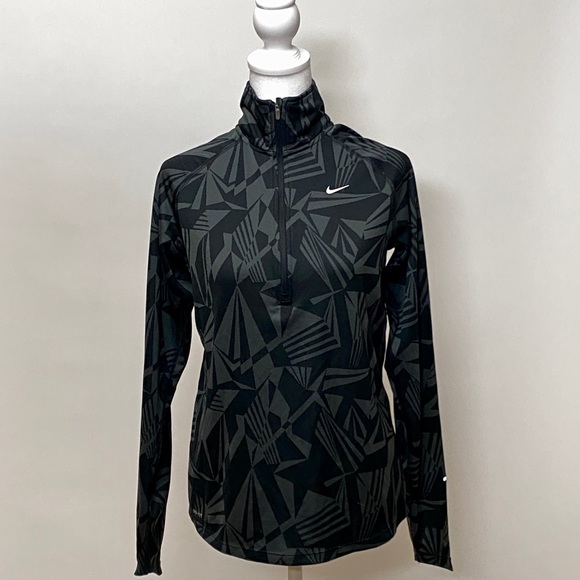 Nike Pro Women’s Dri-Fit Half Zip Athletic Jacket Black and Grey Pattern Size M - Picture 4 of 6